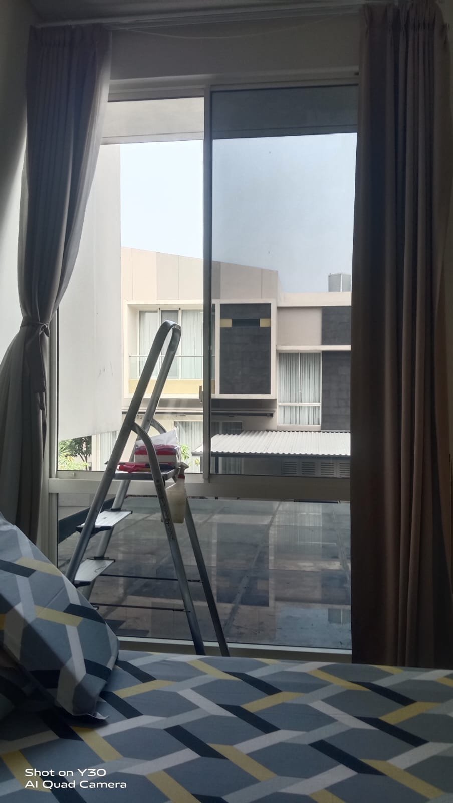 Apartemen Sudirman - UV Protection